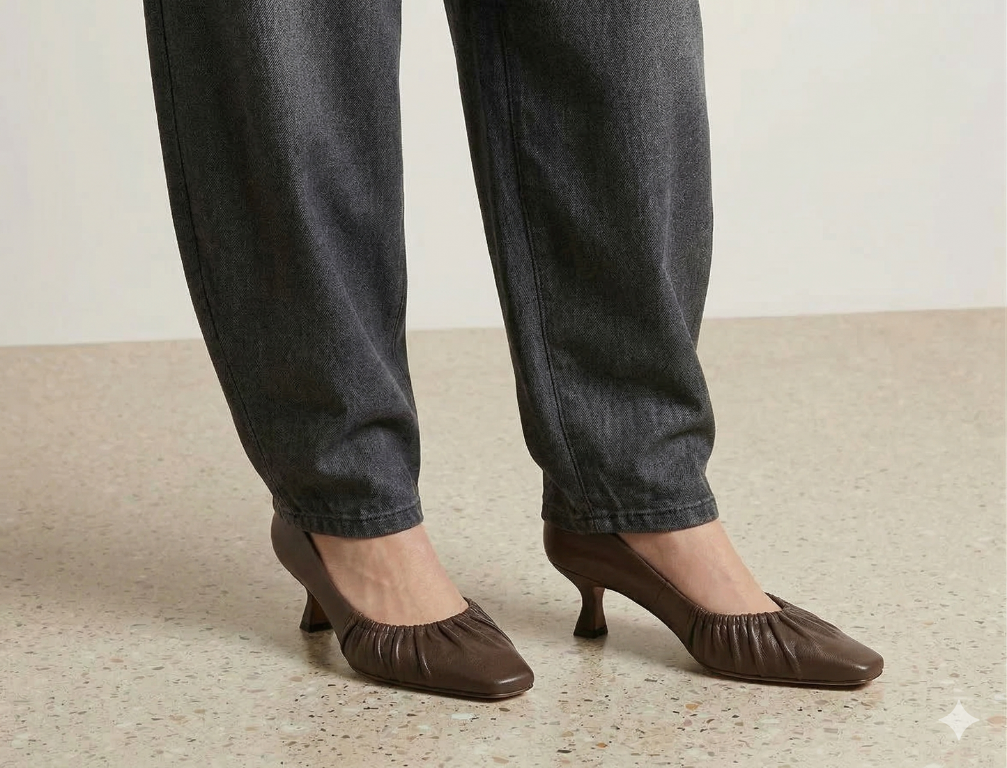 The Ruched Low Heel (Brown)