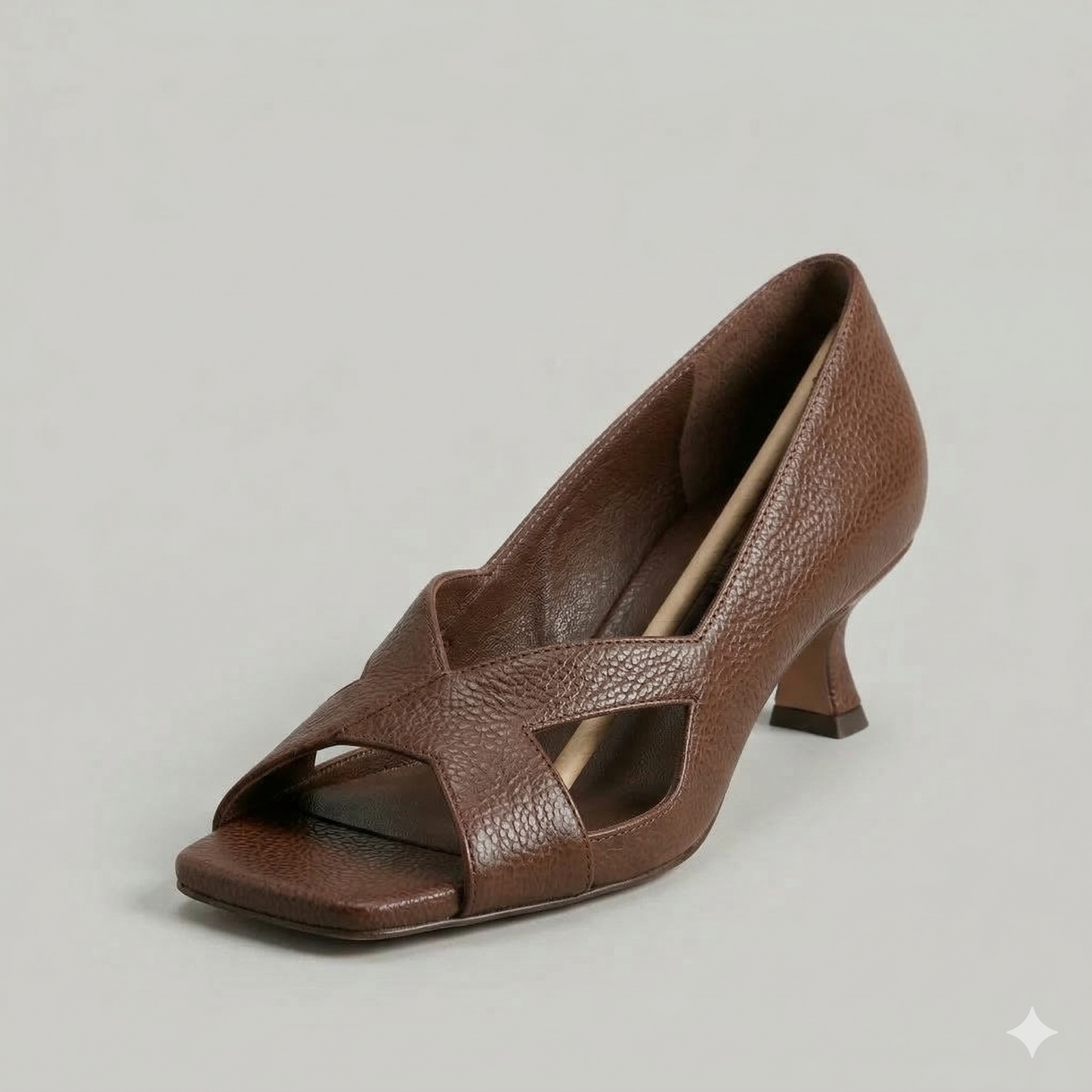 The Cross Front Heel (Brown)